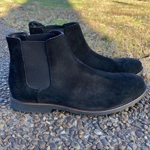 American Eagle Suede Chelsea Boots 